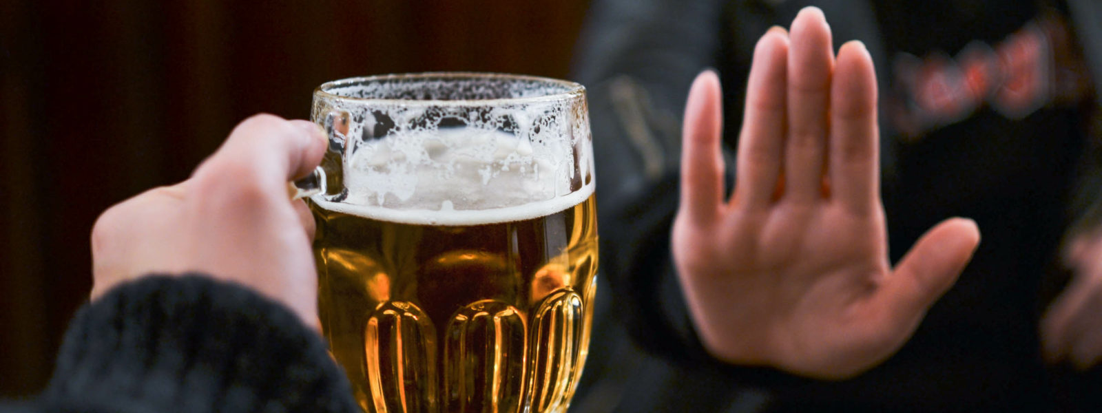 Czy osoby z problemem alkoholowym mogą pić piwo bezalkoholowe?