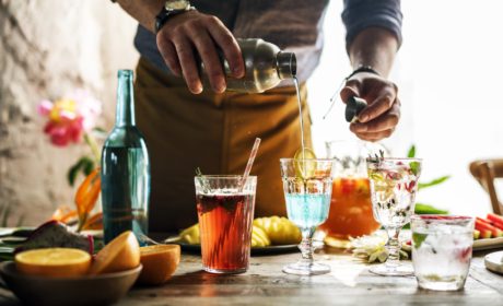 Czy bardziej się upijamy, mieszając alkohole?