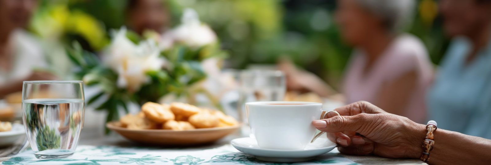 Czy abstynencja to nowa normalność? Psychologiczne aspekty bycia trzeźwym w kulturze celebracji i toastów